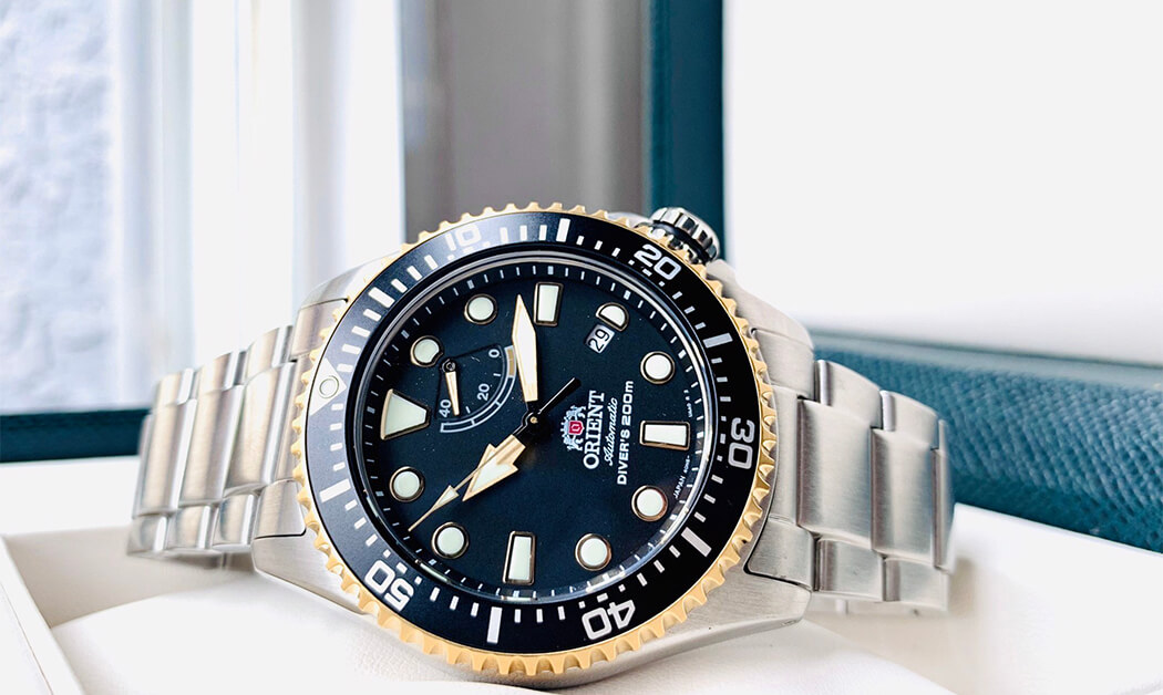 Đồng hồ Orient RA-EL0003B00B